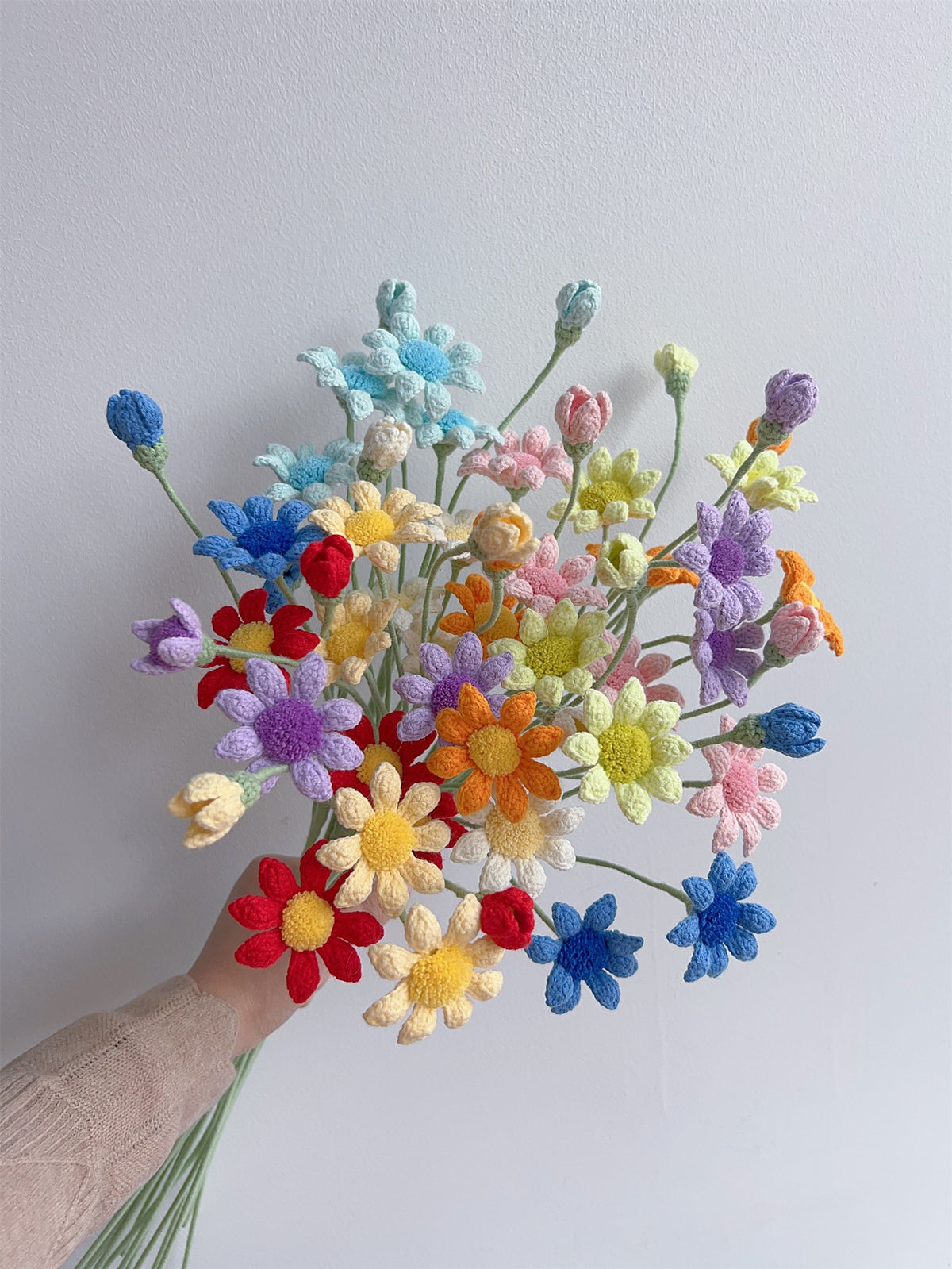 Crochet Blue-Eyed Daisy Flower Stems-10-Pack
