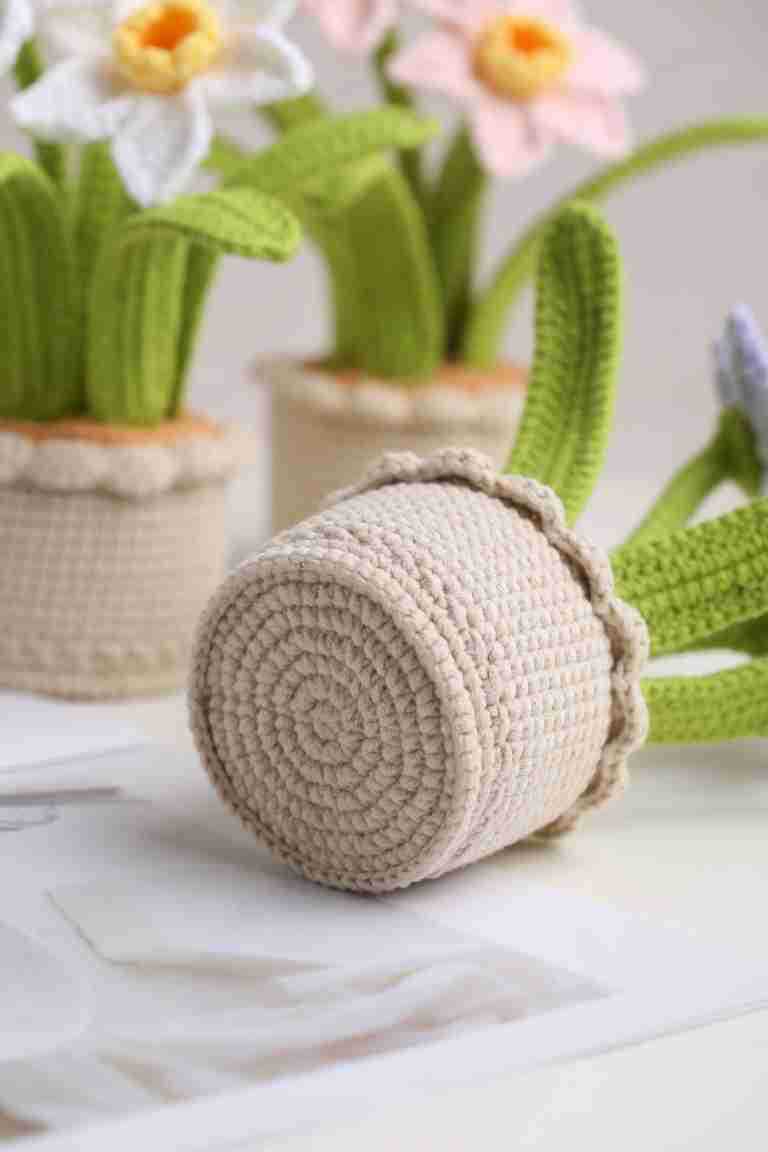 Crochet Daffodil Potted Plant-2-Pack