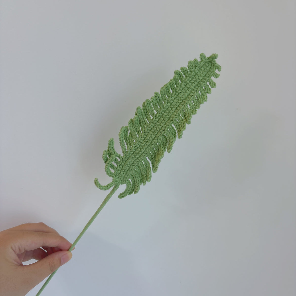 Crochet Fern Leaf Stems-10-Pack