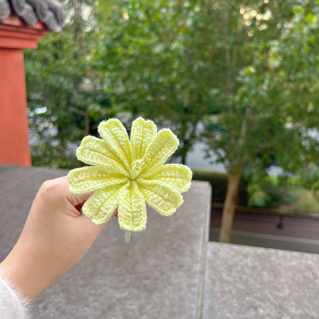 Crochet Spider Lily Flower Stems-10-Pack