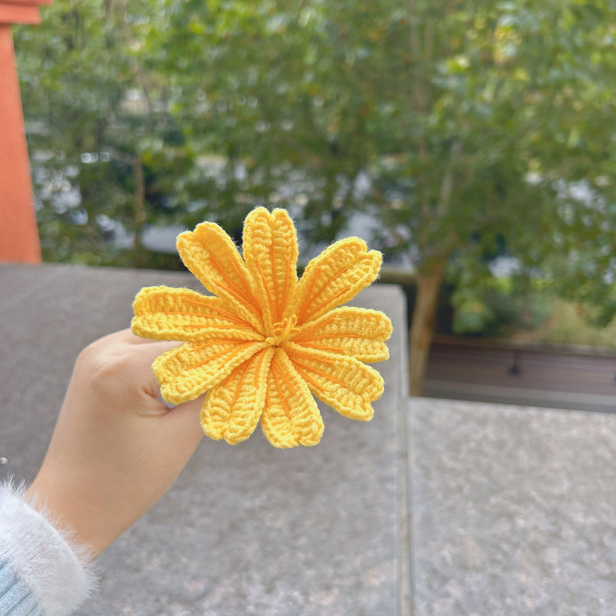 Crochet Spider Lily Flower Stems-10-Pack