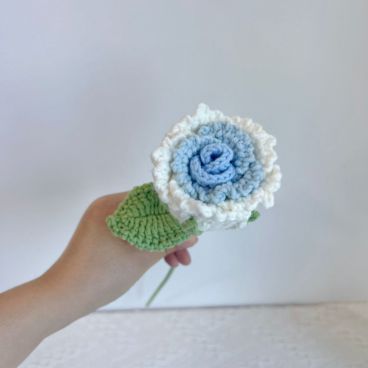 Crochet Luoshen Rose Flowers-10-Pack