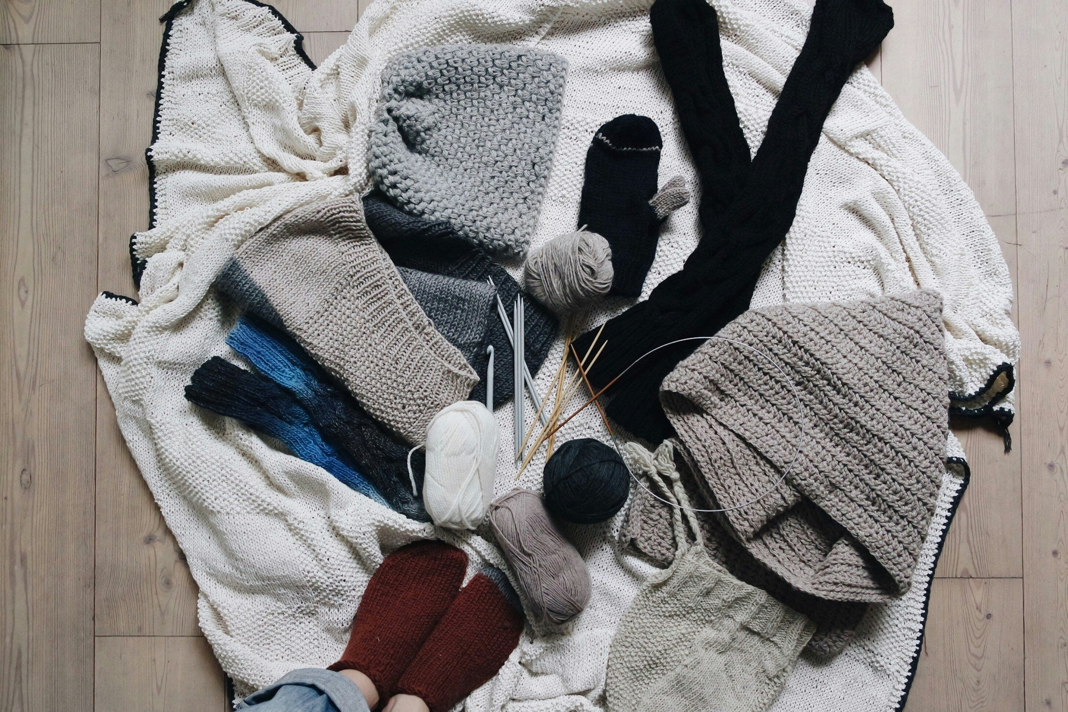 The Craft of Knitting: Exploring Materials and Processes in Knitted Wool Production