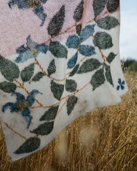 Cultivate Clematis Scarf Dee Hardwicke